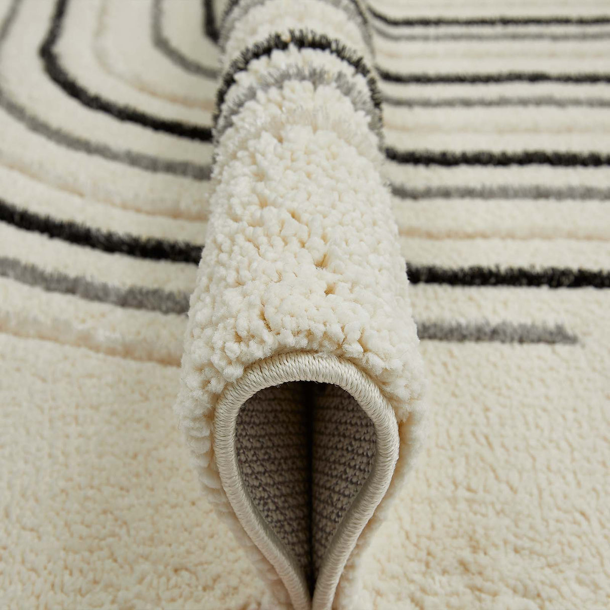 Web-Teppich TRINITY Welle Mattenlager | Creme