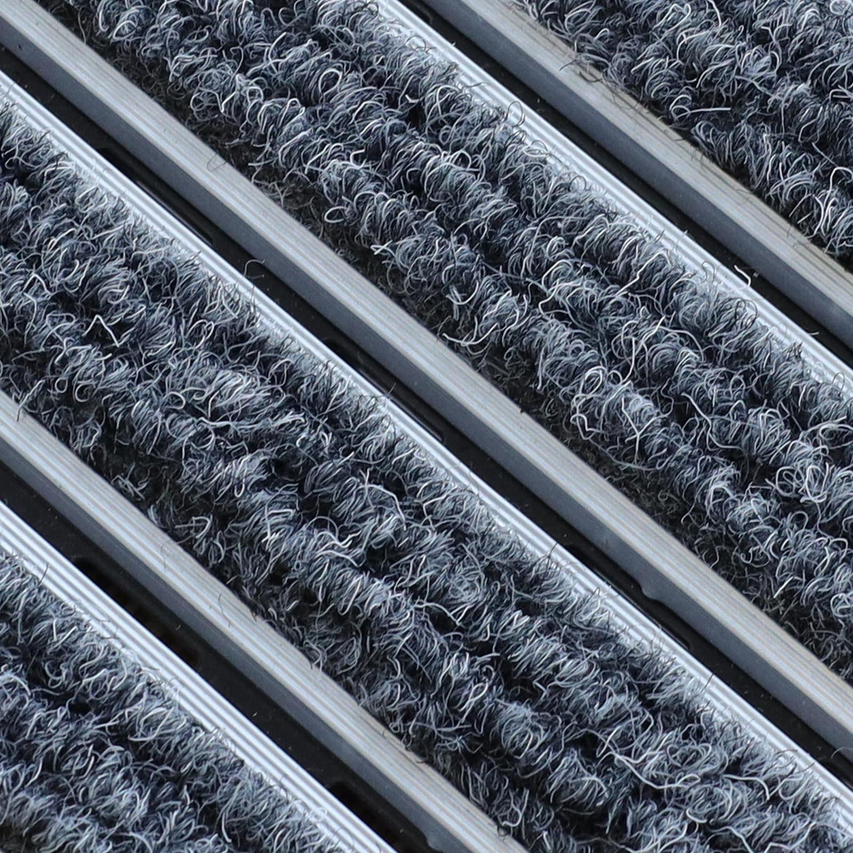 Eingangsmatte ALUFLOW mit Nadelfilz-Einsatz | Grau