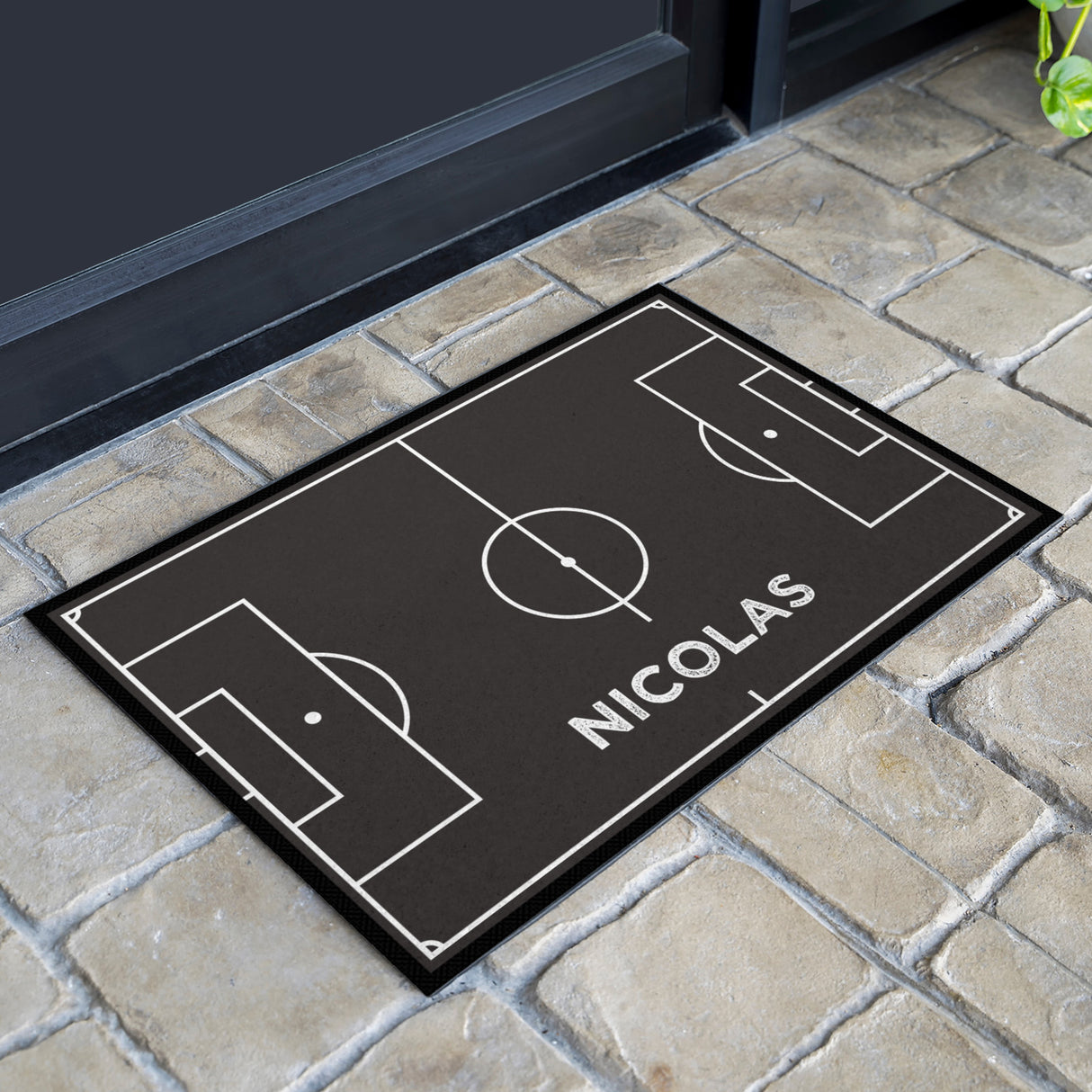 Fußmatte SPORT STYLE - Design "Fußballfeld mit Name" - personalisierbar | Schiefer/Weiß