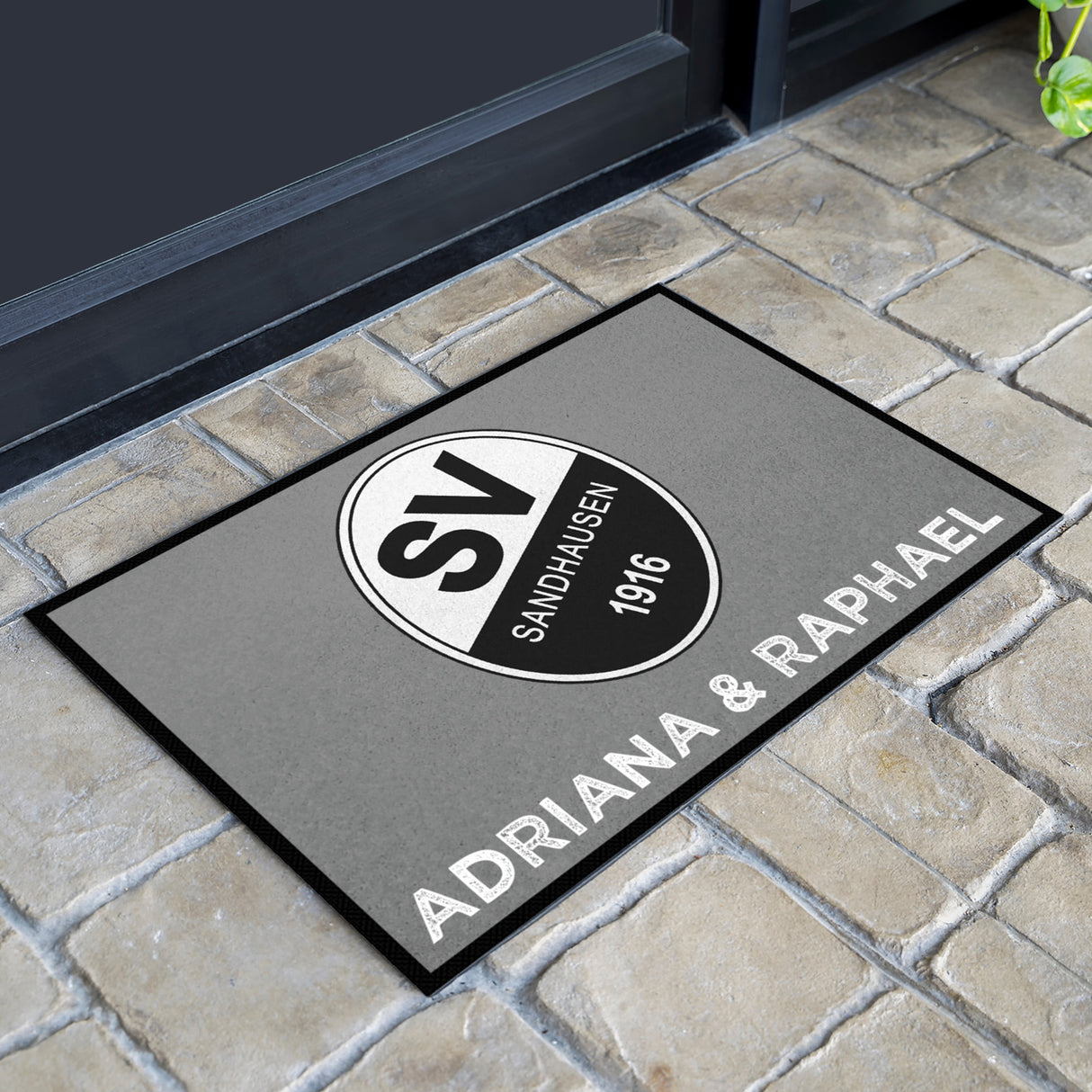 Fußmatte SVS-FANMATTE - Design "Logo mit Name" - personalisierbar | Mittelgrau/Weiß