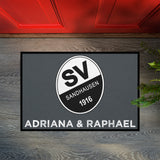 Fußmatte SVS-FANMATTE - Design "Logo mit Name" - personalisierbar | Dunkelgrau/Weiß